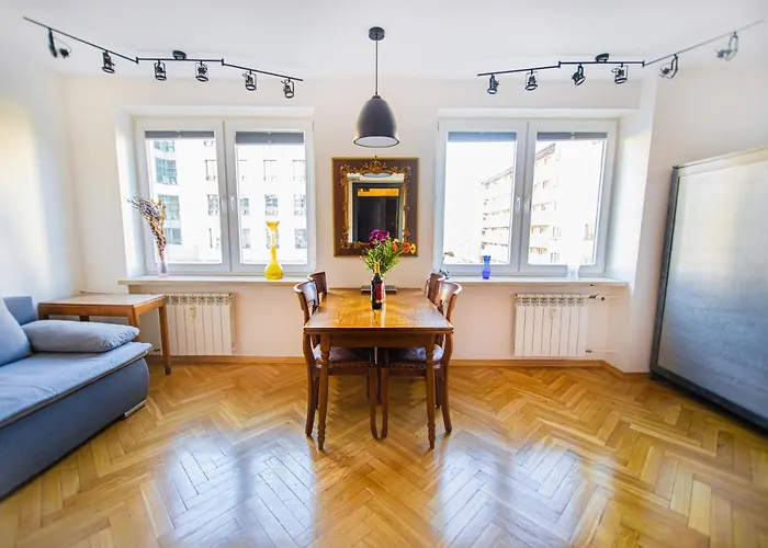 Charming Apt Next To Lazienki Park And City Center